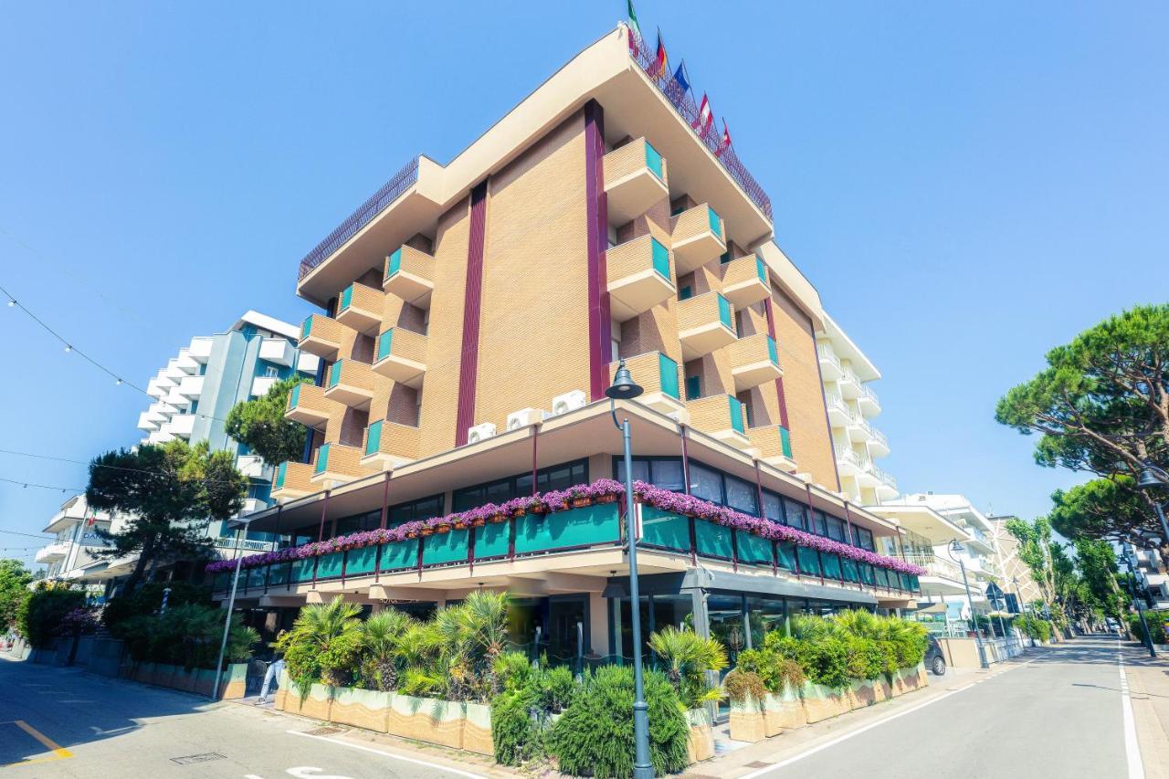 Hotel Nevada Bellaria-Igea Marina Bagian luar foto