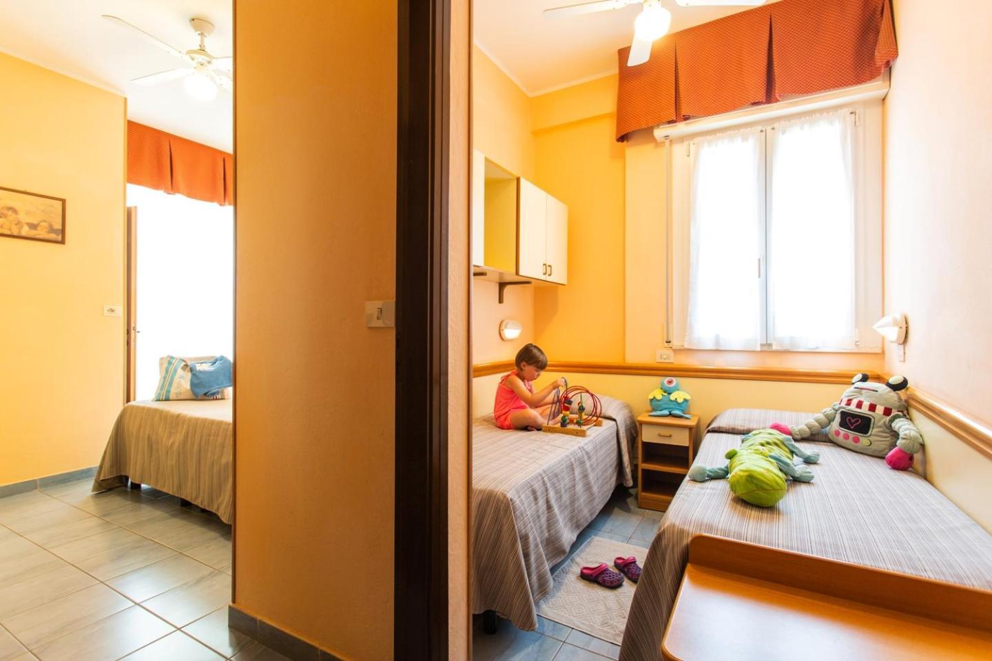 Hotel Nevada Bellaria-Igea Marina Bagian luar foto