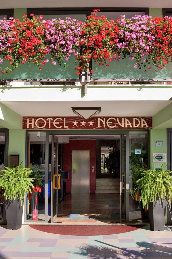 Hotel Nevada Bellaria-Igea Marina Bagian luar foto
